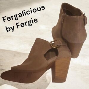 Stylish Tan Suede Like Ankle Booties Heeled Shoe Open Toe Womens Size 7.5 7-1/2